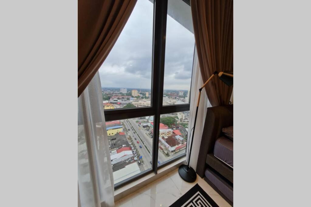 Mizrai Troika Homestay With Kota Bharu City View Bagian luar foto